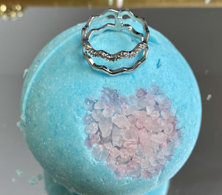 Bila cu inel argintat 6.jpg